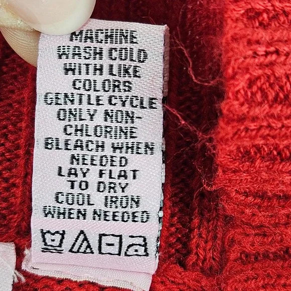 Love On a Hanger Christmas Cardigan Womens Medium Red Gingerbread Man Holiday - Picture 12 of 13